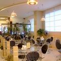 Khách sạn A & Em 2