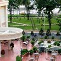 Khách sạn Grand
