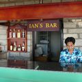 Khách sạn White Sands