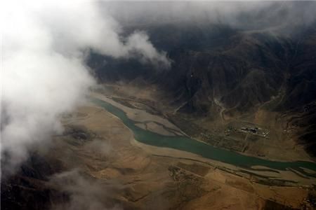 Hình ảnh đầu tiên về Yarlung Tsangpo
