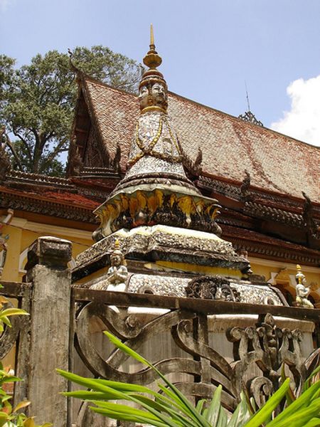 Chùa Âng