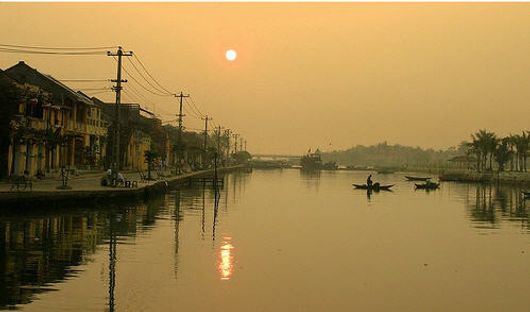 Hoàng hôn phố cổ