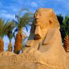 Tượng và những bức phù điêu của Pharaong