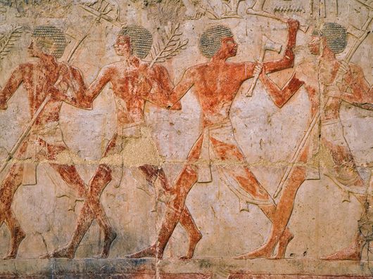 Tượng và những bức phù điêu của Pharaong