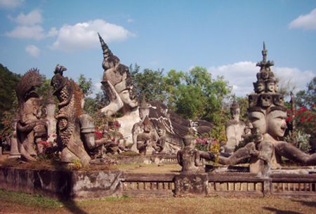 Khu Phật tích ở ngoại ô Vientiane