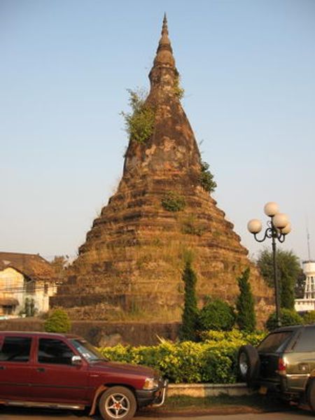 tháp