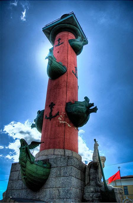 Cột đá Rostral