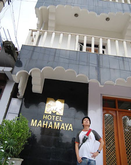 Khách sạn Mahamaya