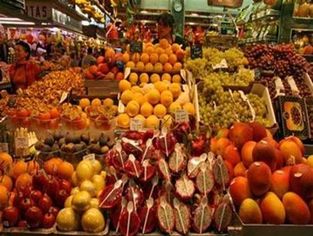 Trái cây ôn đới hay nhiệt đới đều có đủ