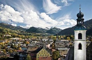 Thành phố tự trị Kitzbühel
