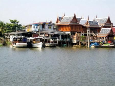 Nhà kiểu Thái
