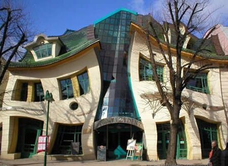 Ngôi nhà uốn lượn (Sopot, Ba Lan)