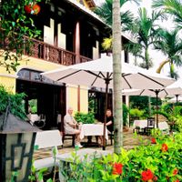 Nhà hàng Phố Hội nhìn từ hướng sông Hoài - Phố Hội Riverside Resort
