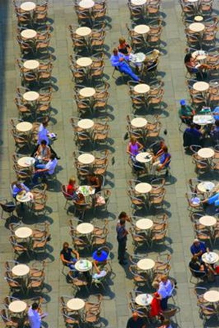 Quán cà phê trên quảng trường San Marco