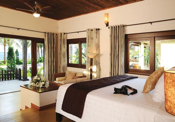 Diamond Bay Resort & Spa
