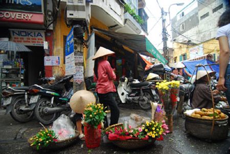 Chợ Hàng Bè, Hà Nội.