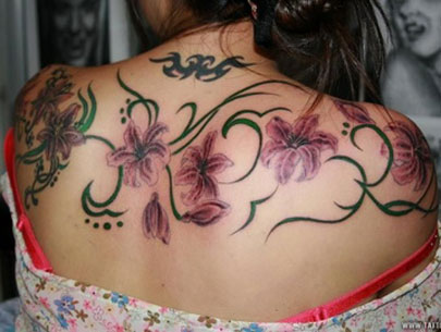 Tattoo art has now found fans among Vietnamese women of all ages and 