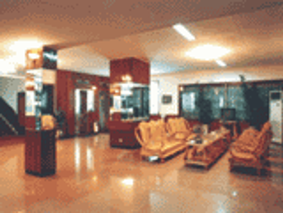 Khách sạn Viễn Đông