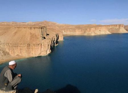 Band-e-Amir có diện tích xấp xỉ 600 km2.