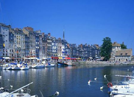 Paris, Pháp: 12.500 USD/m2.