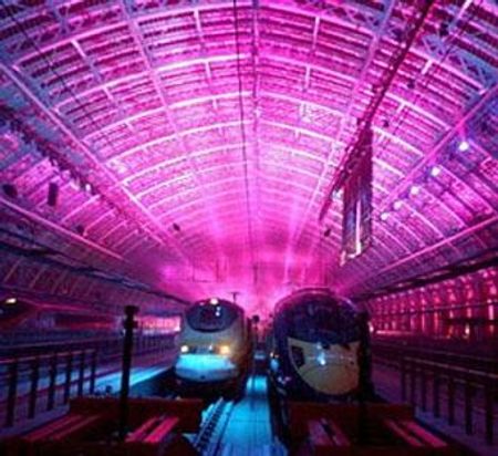 Nhà ga đẹp như một công trình triển lãm nghệ thuật.
