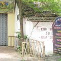 Mỏi mắt tìm dịch vụ du lịch ở làng cổ Đường Lâm