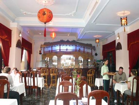 Khách sạn Green Field