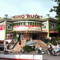 Chợ Bưởi một tháng sáu phiên