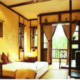 Khách sạn Petro House
