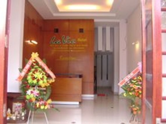 Khách sạn Lavie