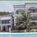 Khách sạn Royal International
