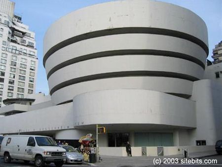Cấu trúc xoắn ốc của Viện bảo tàng Guggenheim Museum