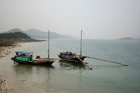 Dòng sông Mang, nơi đã diễn ra trận thủy chiến Vân Đồn &mdash; Cửa Lục