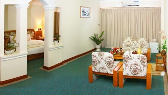 Khách sạn Capsaint Jaques