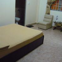 Khách sạn Phụng Nghi