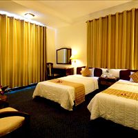 ROYAL DELUXE ROOM - Khách sạn SaigonTourane