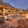 Khách sạn Mangobay