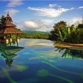 Những bể bơi đẹp nhất thế giới
