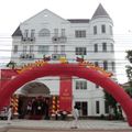 Khách sạn White Palace