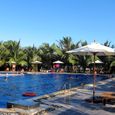 Hồ bơi - Đất Lành Beach Resort & Spa