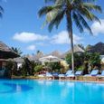 hồ bơi - Canary Resort