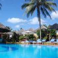 hồ bơi - Canary Resort