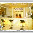 lễ tân - Khách sạn Holiday
