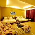 Family - Happy Light Hotel