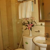 Phòng Tắm - Khách Sạn Real Hà Nội