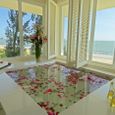 Bể bơi trong nhà - Princess D'Annam Resort & Spa
