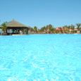 Hồ bơi - Diamond Bay Resort & Golf