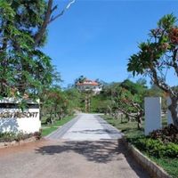 Entrance 5 - Anoasis Beach Resort
