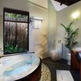 Bathtub-Cottage Bungalow - Anoasis Beach Resort
