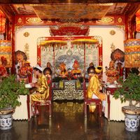 Nhà hàng cung đình - Hương Giang Hotel Resort & Spa